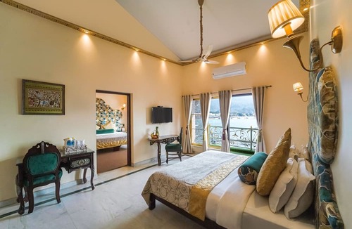 Rishikesh Hotel | The Neeraj Ganga Heritage Palace