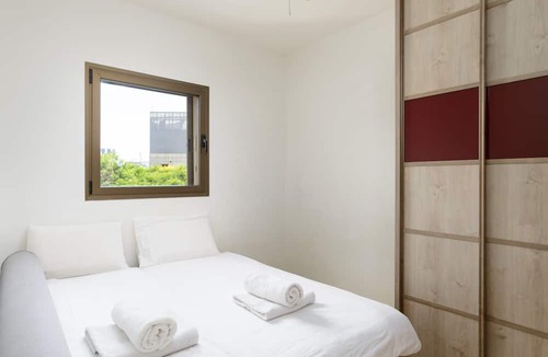 Tel Aviv Promenade Apartment | MAMAD Airy & Bright with Balcony & Parking steps from Beach by FeelHome