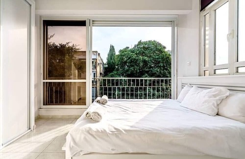 Old North Apartment | Cute 1BR in Jabotinsky by Holiday-rentals