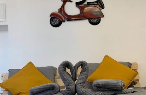 Wadi Nisnas Apartment | Private stylish&Modern Double Bed Apartment&NTFLIX 26
