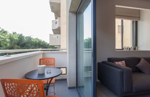 Old North Apartment | Sunny Luxary Apartments