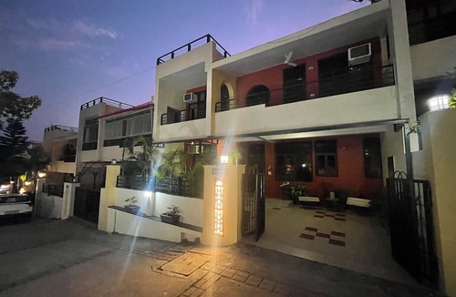 Rishikesh Villa | White House By The Ganges