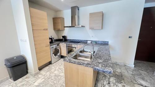 Manama Apartment | Luxury 1-Bedroom Waterfront Apartment with Large Terrace, Reef Island