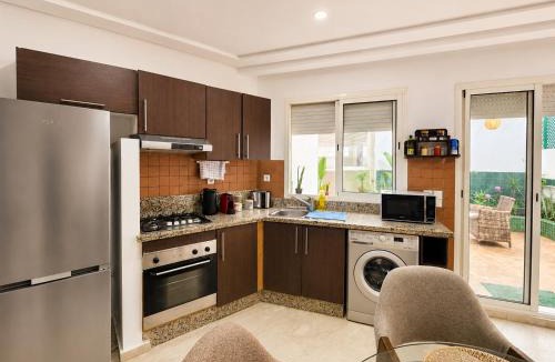 Gauthier Apartment | Appart 70m2 avec Patio Verdoyant au Cœur de Gauthier-Homecity Signature