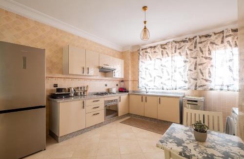 Semlalia Apartment | Suite, Balconies & Sunset in the Heart of Guéliz