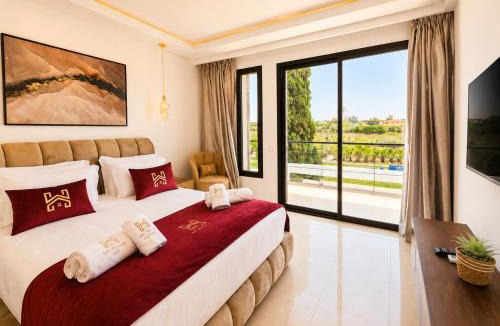 Soualem Trifiya House | Villa Palm Oasis Dar Bouazza 300m2 Piscine 3 suites - 4 chambres - HomeCity Signature Casablanca