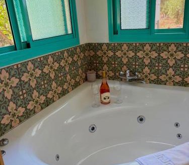 Eliad House | בקתה במטע בגולן