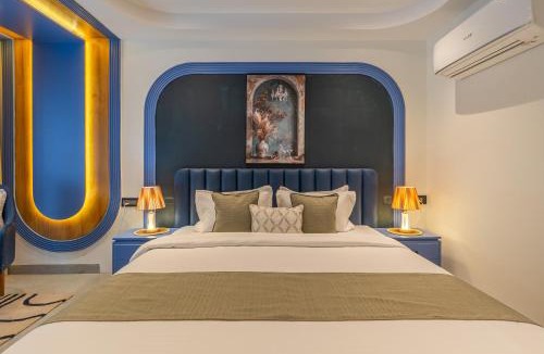 The Mall Road Hotel | Perfectstayz Prime - 2 min walk to mall road