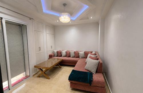 Hjar Ennhal Apartment | Appartement Familial Spacieux 7 Pers , Près Aéroport