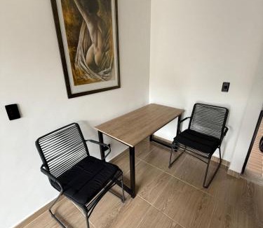 Rionegro Apartment | Apartamento moderno balcón, Wifi, Netflix-Rionegro