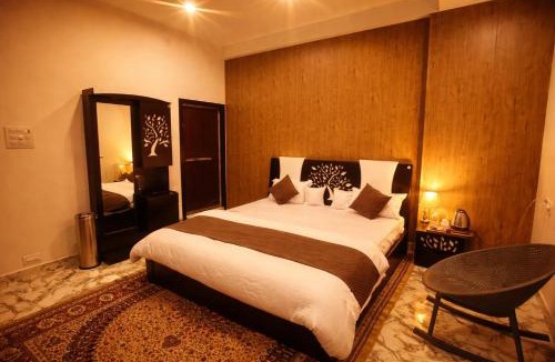 Bodh Gaya Apartment | The Comfort Crest - Home Stay 2 Bedroom Family Suite with Living room