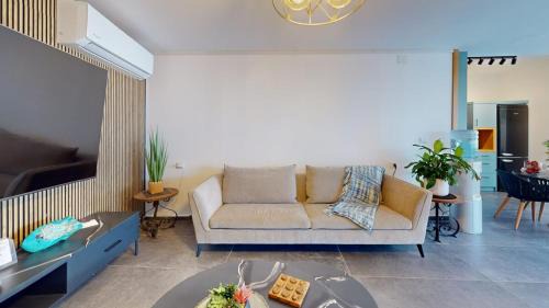 Ein Ya'akov Apartment | זוהר בגליל-מיני וילה מקסימה עם בריכה מחוממת וג'קוזי