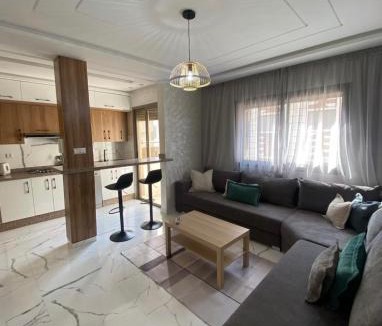 Bouznika Apartment | Élégance et Confort à Proximité de la Plage
