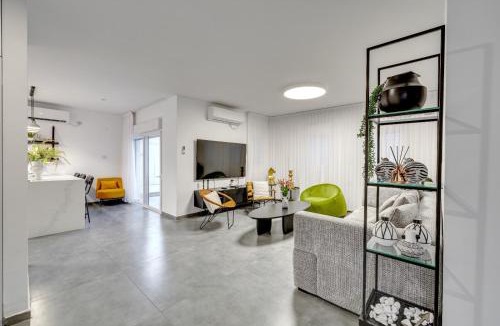 Yavne'el Apartment | וילה קובדו כנרת של רשת לב הגולן - וילה מהממת עם בריכה פרטית מחוממת