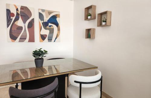 Gauthier Apartment | The 53 Gauthier by IB Signature - Stylish two-Bedroom flat - Wifi, Self Check-in, Day and Night Security, close to all facilities