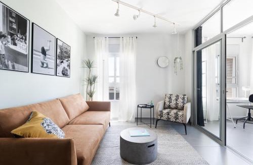 Kerem HaTeimanim Apartment | Bauhaus Boutique by TLV2RENT