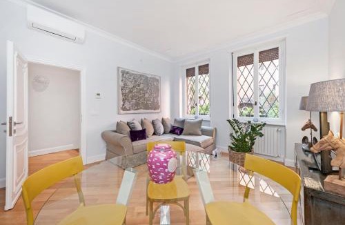 Rione XI Sant'Angelo Apartment | Lovatelli Home al Campidoglio