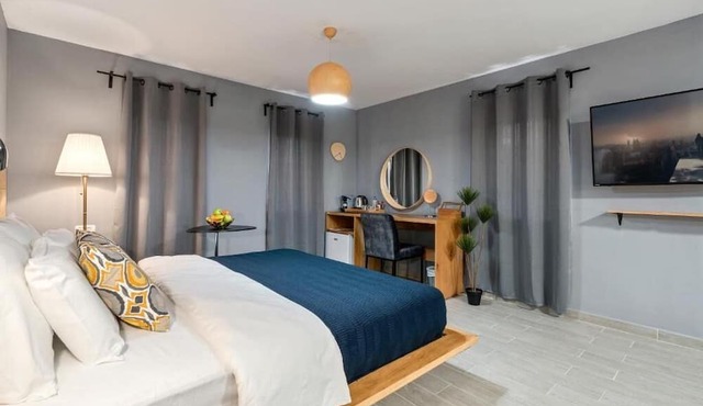 La Finca - Luxury Suites Hotel