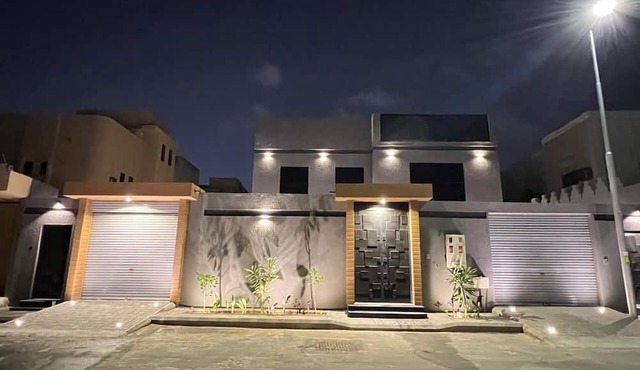 4-bedroom Yacht in delightful Buraydah with WiFi, AC