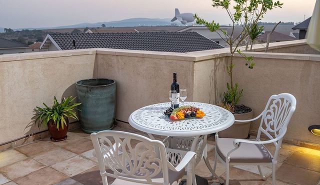 Tavor View Suites