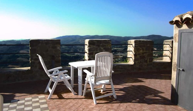 Castello di Cisterna