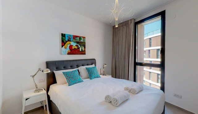 Brigth 3BR in Florentin's Complex by HolyGuest