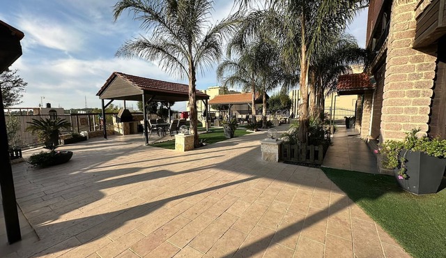 2-bedroom hotel in tranquil Isfiya with AC for relaxing stays