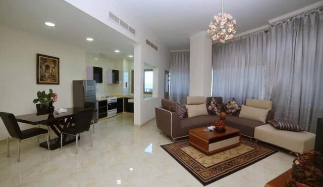 Al Hayat Suites