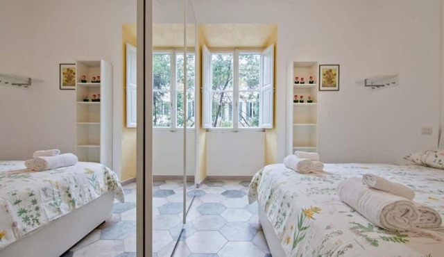 Valenziani, Cozy 3 Br Apt Near Barberini By Halldis