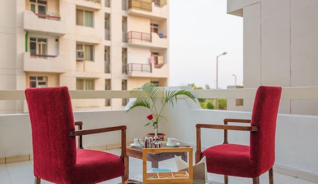 Rosewood Apartment Hotel