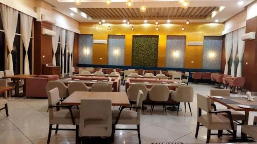 Saramax INN