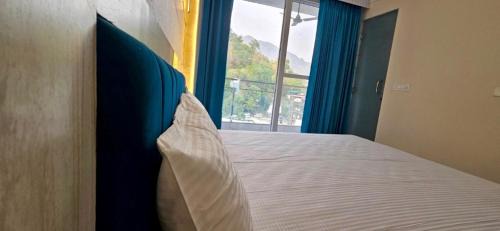 Yogvan Luxury 1BHK Apartments Tapovan Rishikesh