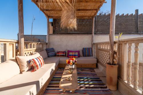 Marrakech Medina - Private Riad 4 rooms Rooftop and pools