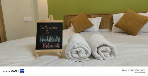 Aadi-Kashi Retreat-2bhk flat near kashi vishwanath temple