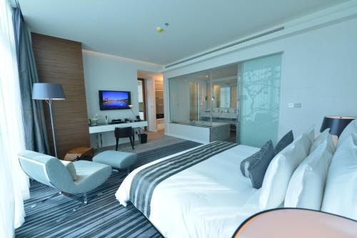 Ramee Grand Hotel And Spa